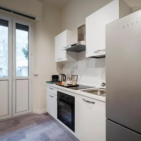 לינה וארוחת בוקר Loreto Prestige - Parking Free & Bulb Gym