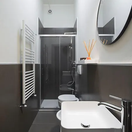 לינה וארוחת בוקר Loreto Prestige - Parking Free & Bulb Gym 4*