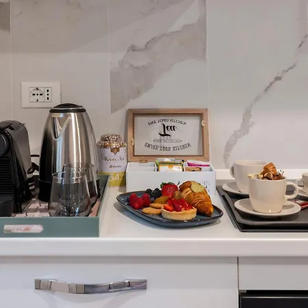 Loreto Prestige - Parking Free & Bulb Gym 4* מילאנו