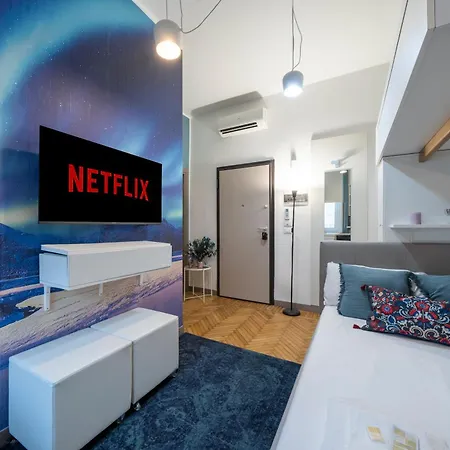 Loreto Prestige - Parking Free & Bulb Gym מילאנו