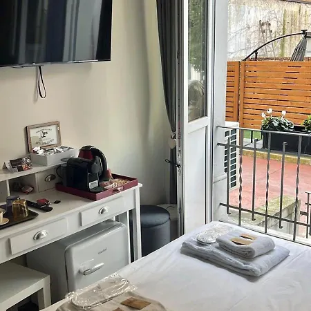 Loreto Prestige - Parking Free & Bulb Gym 4* מילאנו