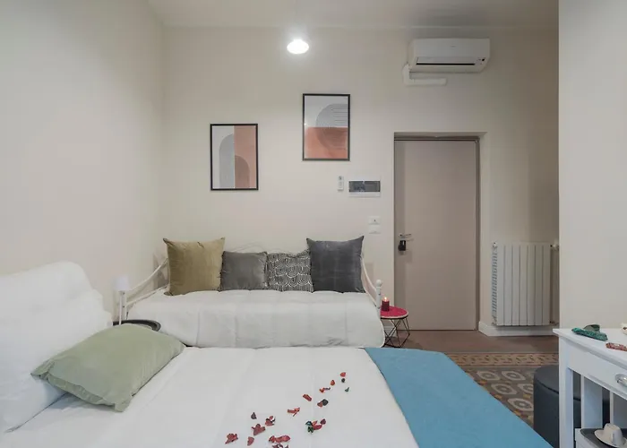 Bed & Breakfast Loreto Prestige - Parking Free & Bulb Gym 4*