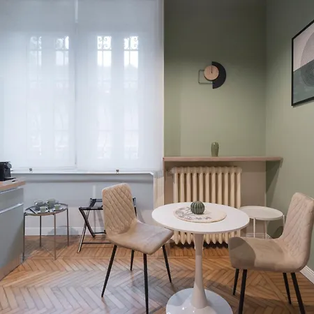 Loreto Prestige - Parking Free & Bulb Gym Bed and breakfast