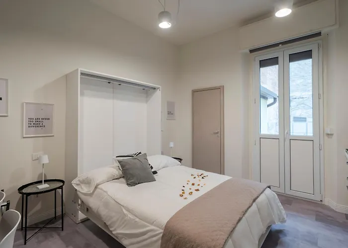 Loreto Prestige - Parking Free & Bulb Gym B&B 4*